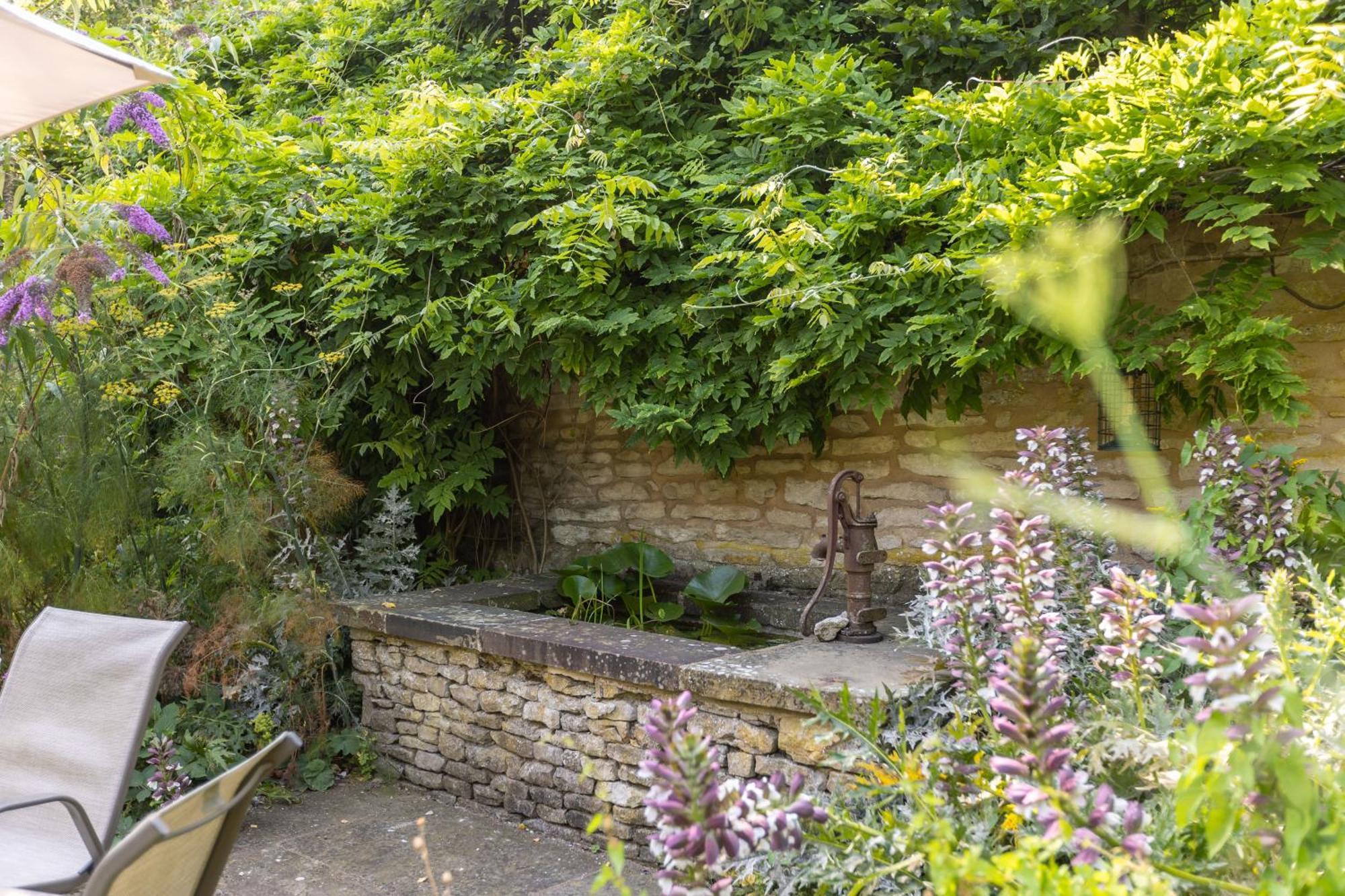 Noelle'S Cottages, The Barn Pickering Bagian luar foto